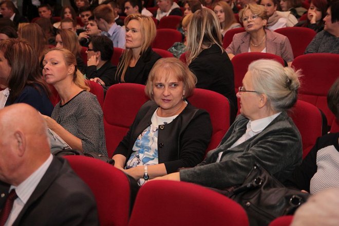 Uroczysta gala z okazji 130. rocznicy urodzin patrona ostrołęckiej „czwórki” [09.10.2015] - zdjęcie #10 - eOstroleka.pl
