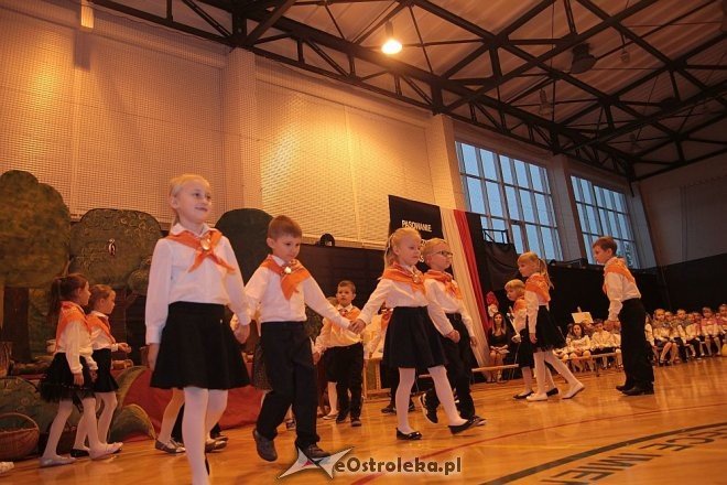 Pasowanie na ucznia w ostrołęckiej „dziesiątce” [13.10.2015] - zdjęcie #145 - eOstroleka.pl