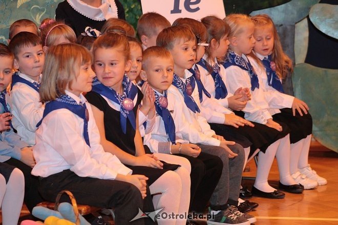 Pasowanie na ucznia w ostrołęckiej „dziesiątce” [13.10.2015] - zdjęcie #74 - eOstroleka.pl
