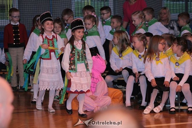 Pasowanie na ucznia w ostrołęckiej „dziesiątce” [13.10.2015] - zdjęcie #123 - eOstroleka.pl