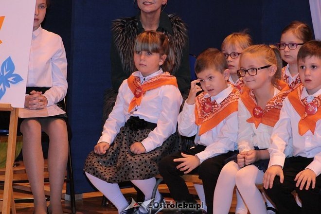 Pasowanie na ucznia w ostrołęckiej „dziesiątce” [13.10.2015] - zdjęcie #120 - eOstroleka.pl