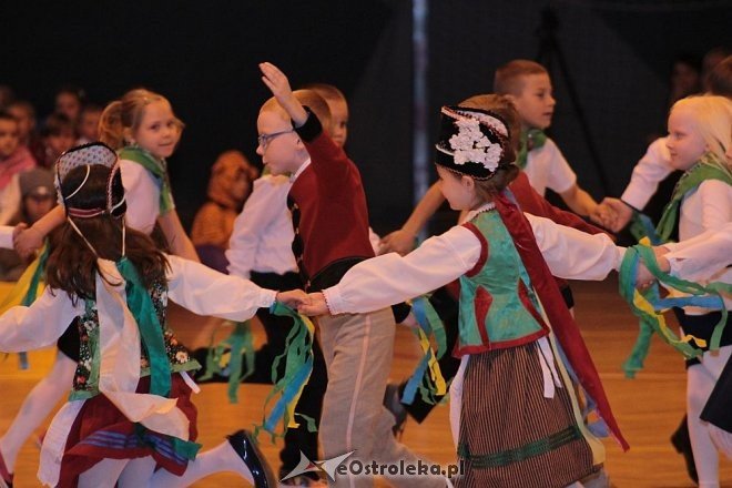 Pasowanie na ucznia w ostrołęckiej „dziesiątce” [13.10.2015] - zdjęcie #90 - eOstroleka.pl