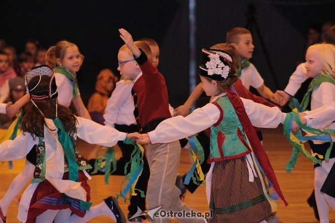 Pasowanie na ucznia w ostrołęckiej „dziesiątce” [13.10.2015] - zdjęcie #110 - eOstroleka.pl