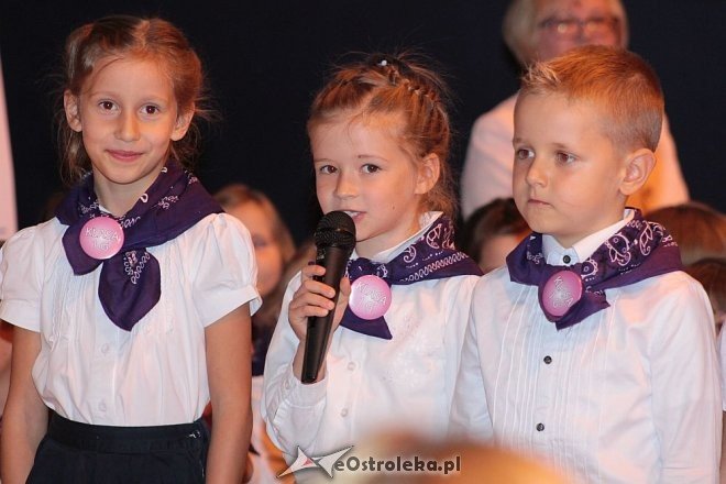 Pasowanie na ucznia w ostrołęckiej „dziesiątce” [13.10.2015] - zdjęcie #106 - eOstroleka.pl