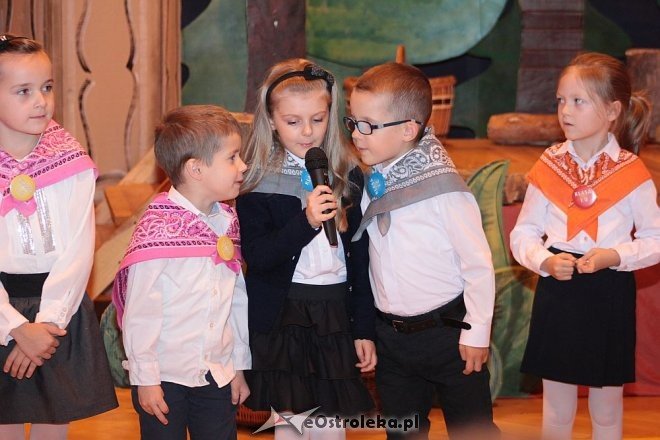 Pasowanie na ucznia w ostrołęckiej „dziesiątce” [13.10.2015] - zdjęcie #104 - eOstroleka.pl