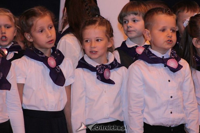Pasowanie na ucznia w ostrołęckiej „dziesiątce” [13.10.2015] - zdjęcie #87 - eOstroleka.pl