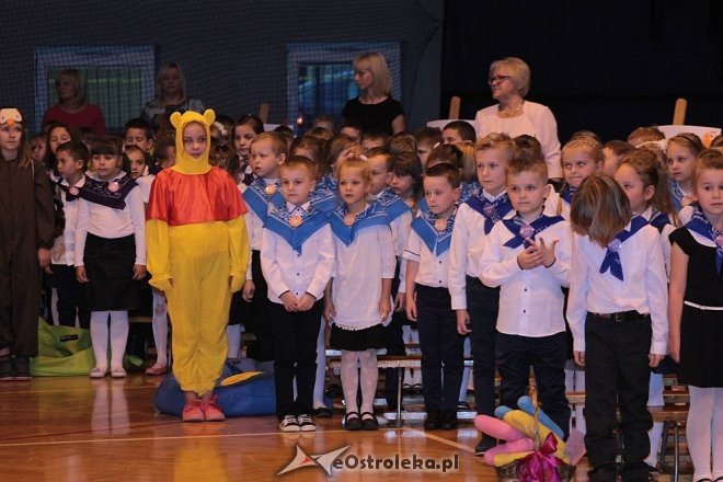 Pasowanie na ucznia w ostrołęckiej „dziesiątce” [13.10.2015] - zdjęcie #50 - eOstroleka.pl