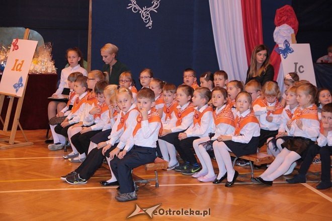 Pasowanie na ucznia w ostrołęckiej „dziesiątce” [13.10.2015] - zdjęcie #26 - eOstroleka.pl