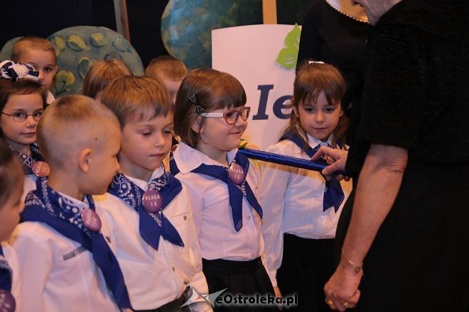 Pasowanie na ucznia w ostrołęckiej „dziesiątce” [13.10.2015] - zdjęcie #57 - eOstroleka.pl