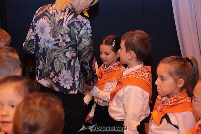 Pasowanie na ucznia w ostrołęckiej „dziesiątce” [13.10.2015] - zdjęcie #43 - eOstroleka.pl