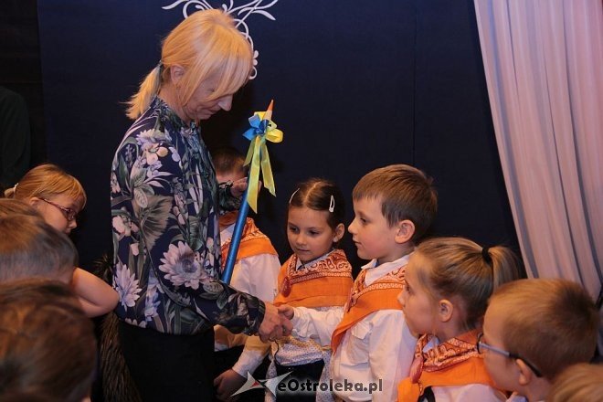 Pasowanie na ucznia w ostrołęckiej „dziesiątce” [13.10.2015] - zdjęcie #39 - eOstroleka.pl