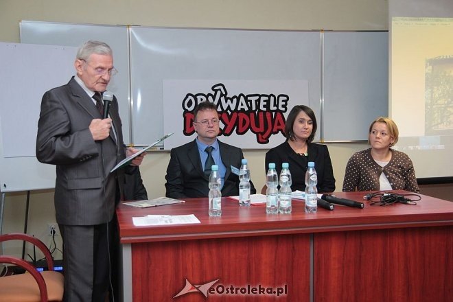Ostrołęka: Kandydaci KWW Kukiz15 prezentowali swój program wyborczy [14.10.2015] - zdjęcie #3 - eOstroleka.pl