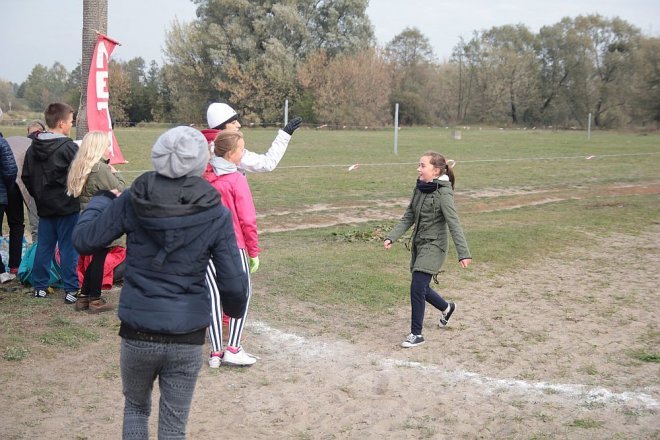 Ostrołęka: Pobiegli z „jedynką” na Dzień Nauczyciela [14.10.2015] - zdjęcie #20 - eOstroleka.pl