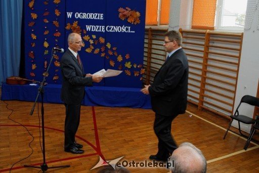 Dzień Edukacji Narodowej w II LO w Ostrołęce [16.10.2015] - zdjęcie #21 - eOstroleka.pl