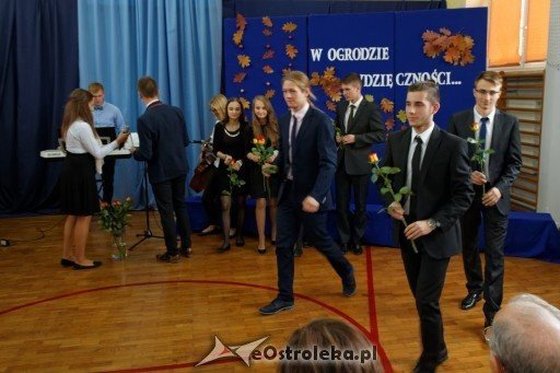 Dzień Edukacji Narodowej w II LO w Ostrołęce [16.10.2015] - zdjęcie #6 - eOstroleka.pl