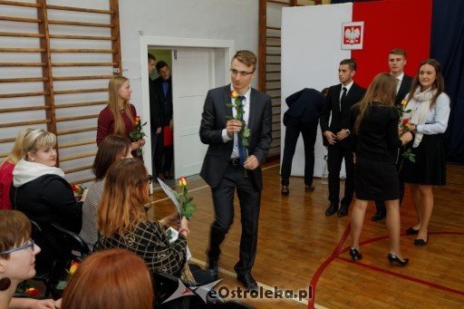 Dzień Edukacji Narodowej w II LO w Ostrołęce [16.10.2015] - zdjęcie #3 - eOstroleka.pl