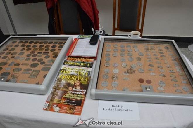 Dzień kolekcjonera w Muzeum Kultury Kurpiowskiej [17.10.2015] - zdjęcie #36 - eOstroleka.pl