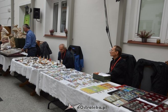 Dzień kolekcjonera w Muzeum Kultury Kurpiowskiej [17.10.2015] - zdjęcie #15 - eOstroleka.pl
