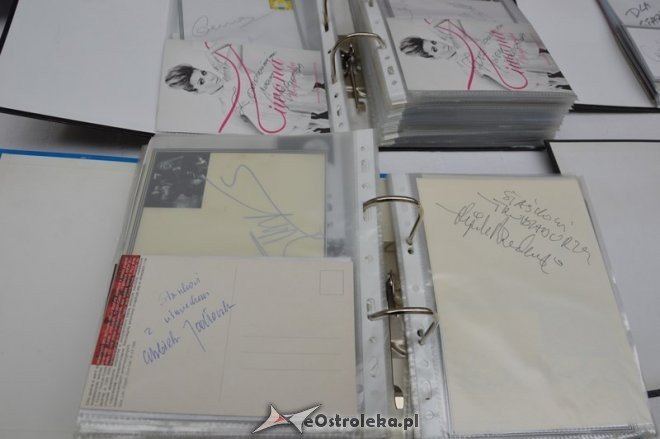 Dzień kolekcjonera w Muzeum Kultury Kurpiowskiej [17.10.2015] - zdjęcie #14 - eOstroleka.pl