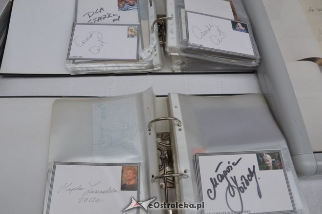 Dzień kolekcjonera w Muzeum Kultury Kurpiowskiej [17.10.2015] - zdjęcie #13 - eOstroleka.pl