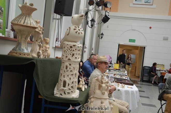 Dzień kolekcjonera w Muzeum Kultury Kurpiowskiej [17.10.2015] - zdjęcie #7 - eOstroleka.pl