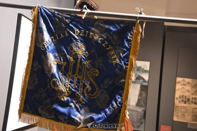 Wystawa jubileuszowa w Muzeum Kultury Kurpiowskiej  - zdjęcie #11 - eOstroleka.pl