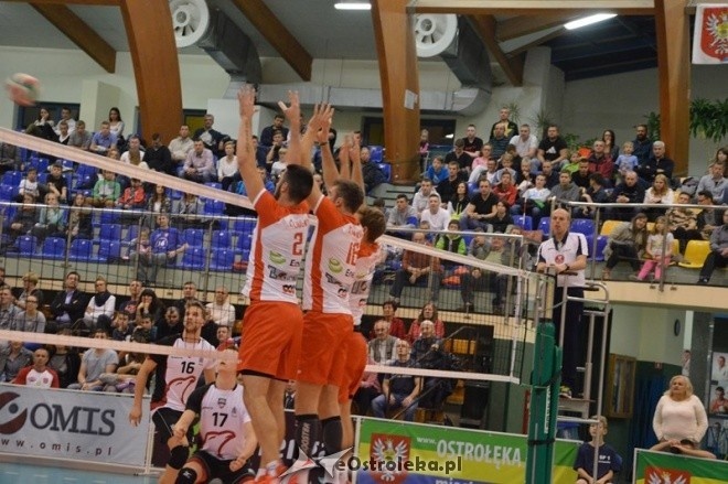 Energa Omis Ostrołęka - AGH Kraków (17.10.2015] - zdjęcie #33 - eOstroleka.pl