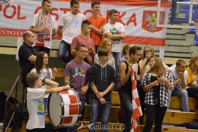 Energa Omis Ostrołęka - AGH Kraków (17.10.2015] - zdjęcie #23 - eOstroleka.pl