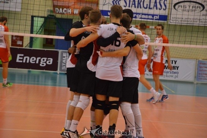 Energa Omis Ostrołęka - AGH Kraków (17.10.2015] - zdjęcie #12 - eOstroleka.pl