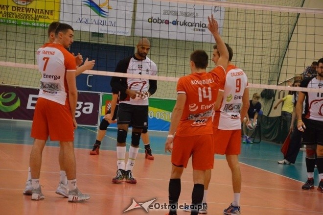 Energa Omis Ostrołęka - AGH Kraków (17.10.2015] - zdjęcie #6 - eOstroleka.pl