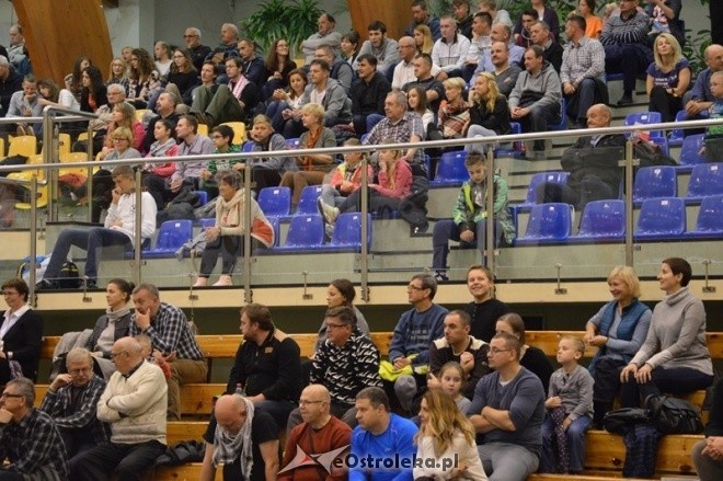 Energa Omis Ostrołęka - AGH Kraków (17.10.2015] - zdjęcie #2 - eOstroleka.pl