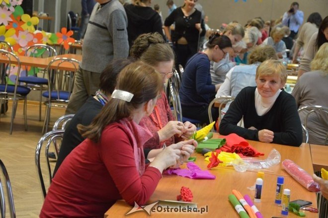 Warsztaty świąteczne w Klubie Oczko [18.10.2015] - zdjęcie #21 - eOstroleka.pl