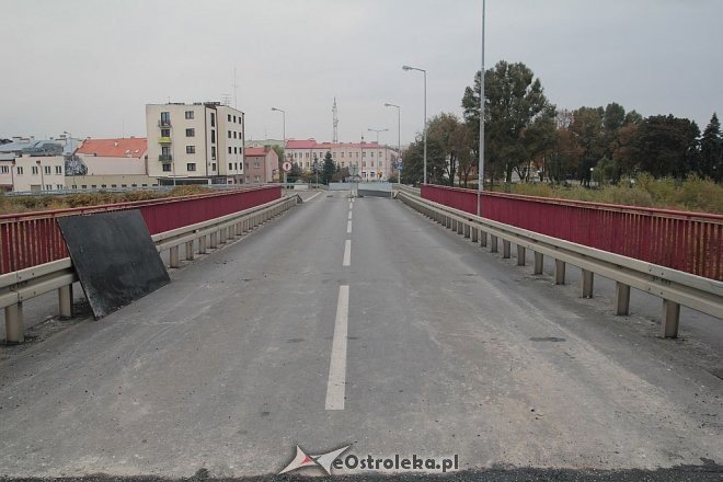 Nowy most otwarty dla ruchu. Wcześniej niż zapowiadano [19.10.2015] - zdjęcie #14 - eOstroleka.pl