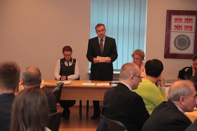XI sesja Rady Powiatu w Ostrołęce za nami [19.10.2015] - zdjęcie #18 - eOstroleka.pl