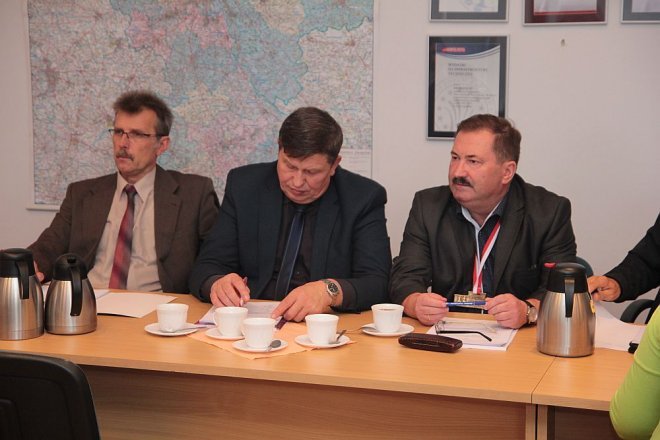 XI sesja Rady Powiatu w Ostrołęce za nami [19.10.2015] - zdjęcie #26 - eOstroleka.pl