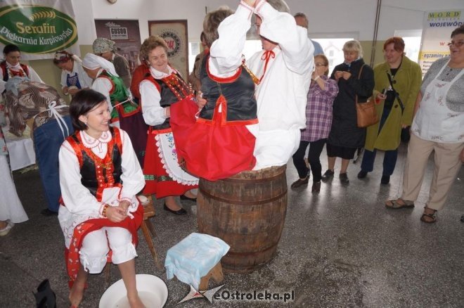 Tradycyjne kiszenie kapusty w Dylewie [19.10.2015] - zdjęcie #1 - eOstroleka.pl