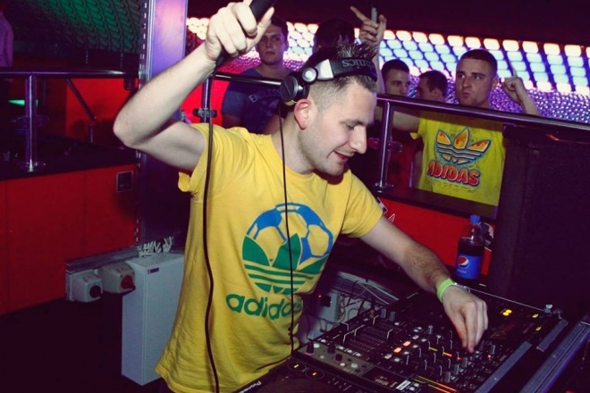 Taito w Clubie Ibiza Zalesie. Król Pompy powrócił! [19.10.2015] - zdjęcie #17 - eOstroleka.pl