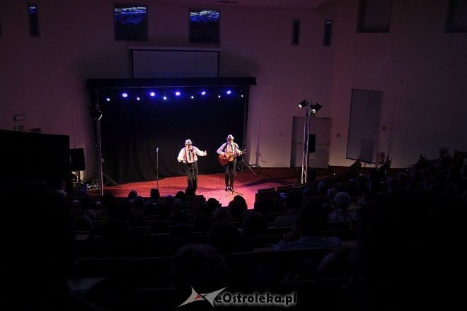 Kabaret Pod Wyrwigroszem w Ostrołęce [20.10.2015] - zdjęcie #142 - eOstroleka.pl