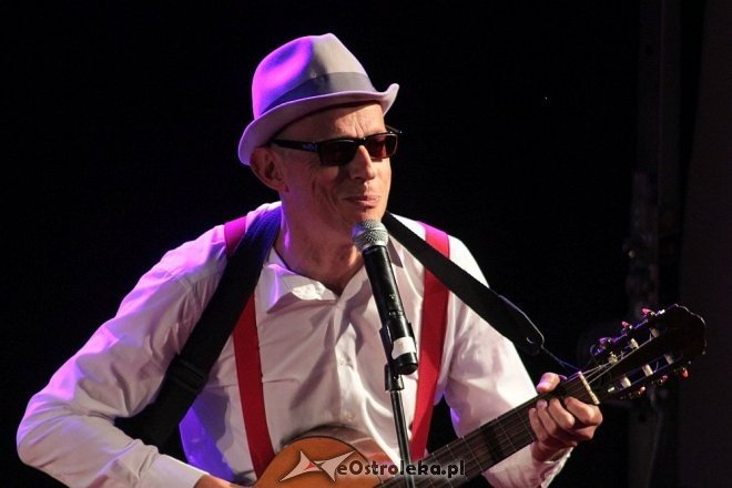 Kabaret Pod Wyrwigroszem w Ostrołęce [20.10.2015] - zdjęcie #139 - eOstroleka.pl