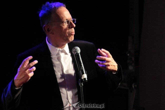 Kabaret Pod Wyrwigroszem w Ostrołęce [20.10.2015] - zdjęcie #124 - eOstroleka.pl