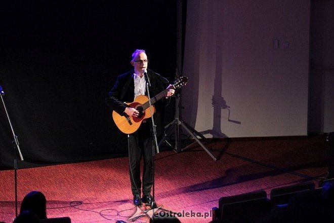 Kabaret Pod Wyrwigroszem w Ostrołęce [20.10.2015] - zdjęcie #105 - eOstroleka.pl