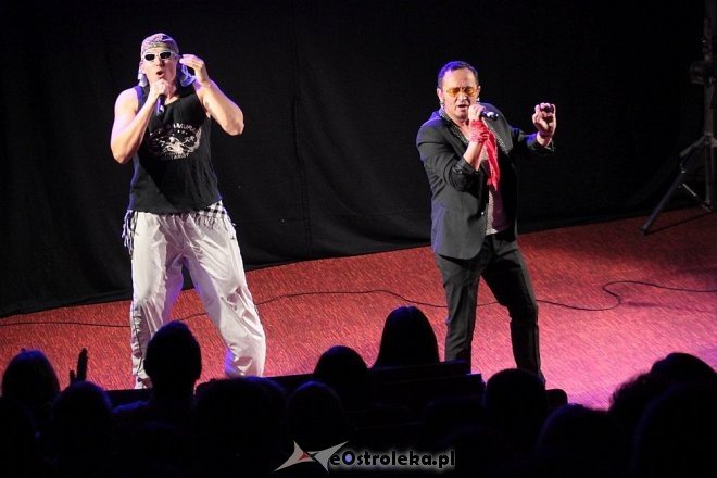 Kabaret Pod Wyrwigroszem w Ostrołęce [20.10.2015] - zdjęcie #43 - eOstroleka.pl