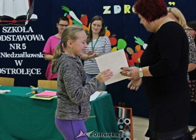 „Apetyt na zdrowie” w Szkole Podstawowej nr 5 w Ostrołęce [21.10.2015] - zdjęcie #50 - eOstroleka.pl
