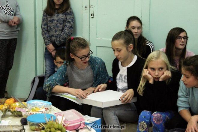 „Apetyt na zdrowie” w Szkole Podstawowej nr 5 w Ostrołęce [21.10.2015] - zdjęcie #51 - eOstroleka.pl