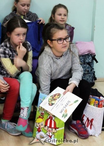 „Apetyt na zdrowie” w Szkole Podstawowej nr 5 w Ostrołęce [21.10.2015] - zdjęcie #52 - eOstroleka.pl