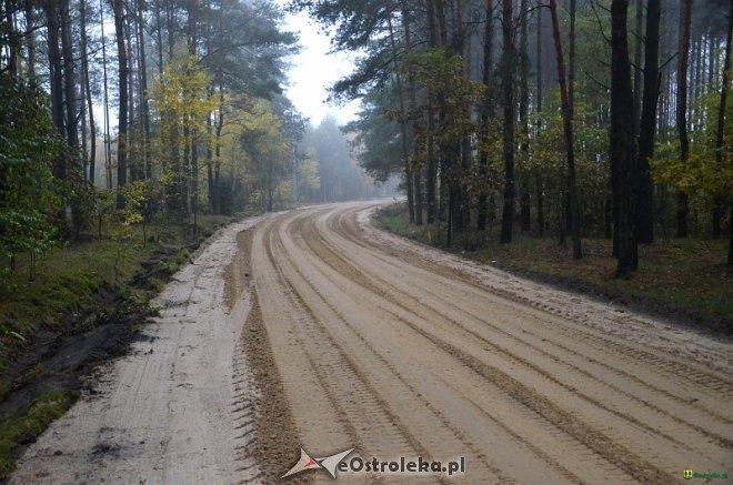 Inwestycje drogowe w gminie Kadzidło: Nowy asfalt w Siarczej Łące i Rutach [22.10.2015] - zdjęcie #2 - eOstroleka.pl