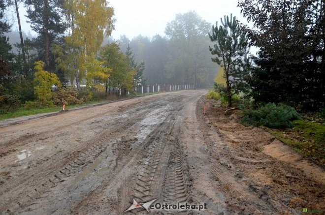Inwestycje drogowe w gminie Kadzidło: Nowy asfalt w Siarczej Łące i Rutach [22.10.2015] - zdjęcie #6 - eOstroleka.pl