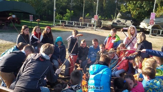 Uczniowie ostrołęckiej „dziesiątki” na Zjeździe Szkół im. św. Jana Pawła II [23.10.2015] - zdjęcie #18 - eOstroleka.pl