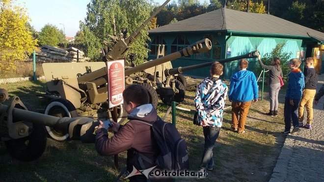 Uczniowie ostrołęckiej „dziesiątki” na Zjeździe Szkół im. św. Jana Pawła II [23.10.2015] - zdjęcie #11 - eOstroleka.pl