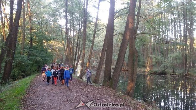 Uczniowie ostrołęckiej „dziesiątki” na Zjeździe Szkół im. św. Jana Pawła II [23.10.2015] - zdjęcie #2 - eOstroleka.pl